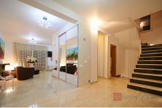 020 5342 30 Split Area Villa with panoramic sea view for sale