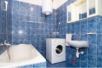 016 2045 73 Split Manus Comfortable two bedroom apartment for sale