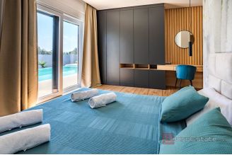 020 2046 64 Zadar Modern villa near the sea for rent