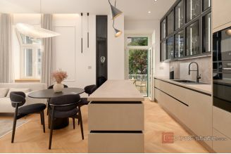 011 2049 29 Split Bacvice Luxury Two level apartment for rent