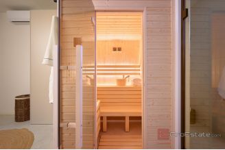 011 2049 29 Split Bacvice Luxury Two level apartment for rent