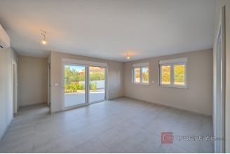 020 2030 87 Sibenik Modern apartments in a new building for sale