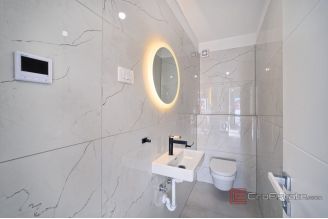 020 2030 87 Sibenik Modern apartments in a new building for sale