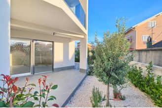 020 2030 87 Sibenik Modern apartments in a new building for sale