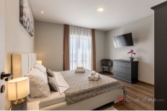 008 2022 438 Split Area Modern villa with panoramic sea view for sale