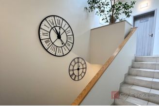 019 2048 32 Makarska Apartment house with a sea view for sale