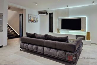 020 2022 442 Split area New villa with panoramic sea view sale