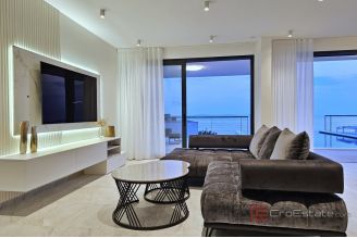 020 2022 442 Split area New villa with panoramic sea view sale