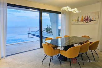 020 2022 442 Split area New villa with panoramic sea view sale
