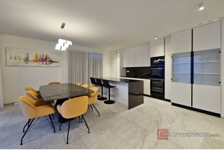 020 2022 442 Split area New villa with panoramic sea view sale