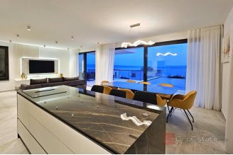 020 2022 442 Split area New villa with panoramic sea view sale