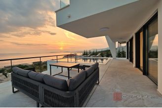 020 2022 442 Split area New villa with panoramic sea view sale