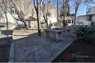 006 2031 163 Kastela House with building land in a great location for sale