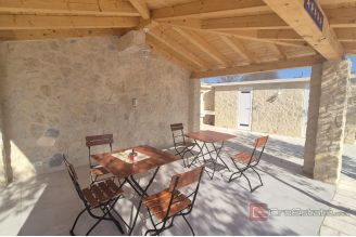 019 2047 57 Vodice House with pool for sale