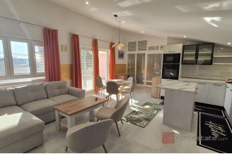 019 2047 57 Vodice House with pool for sale