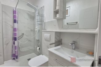 019 2047 57 Vodice House with pool for sale