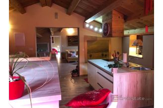 013 1026 02 Opatija Charming house with a sea view for sale