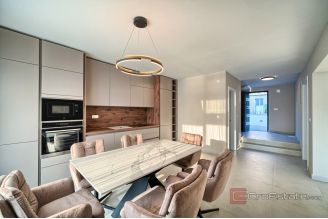 020 2030 89 rogoznica modern villa with pool for sale