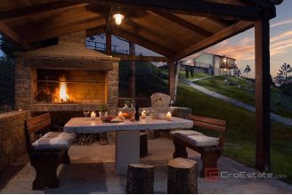 011 1026 03 Pazin Large estate with holiday homes for sale