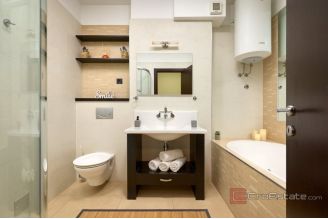 012 2036 126 Split Meje Three bedroom apartment for sale