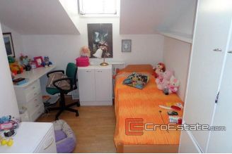 20 4146 30 Brac Villa For Sale