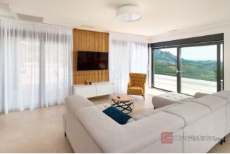 020 2046 70 Split area Luxury villa with panoramic sea view sale