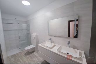 018 2021 405 Rogoznica New villa with a sea view sale