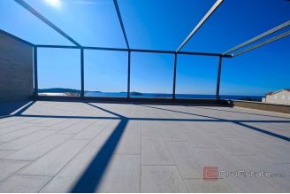 018 2021 405 Rogoznica New villa with a sea view sale