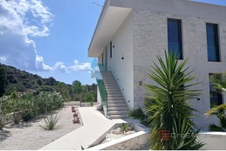 015 2044 43 rogoznica apartments with pool and sea view for sale