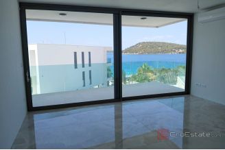 015 2044 43 rogoznica apartments with pool and sea view for sale