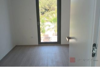 015 2044 43 rogoznica apartments with pool and sea view for sale