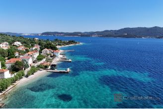 001 2052 02 Peljesac Villa with pool sea view for sale