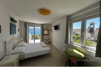 020 2052 02 Peljesac Villa with pool sea view for sale