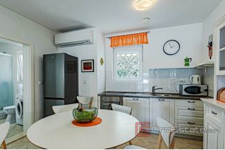 018 2052 02 Peljesac Villa with pool and a sea view for sale