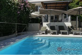 020 2052 02 Peljesac Villa with pool sea view for sale