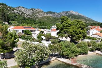 020 2052 02 Peljesac Villa with pool sea view for sale