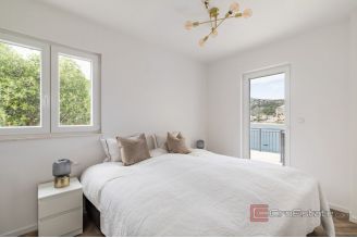 019 2022 445 trogir apartment house first row to the sea for sale