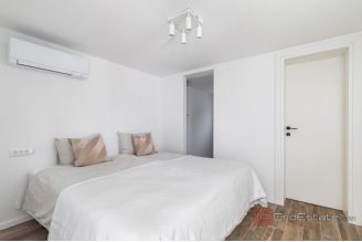 019 2022 445 trogir apartment house first row to the sea for sale