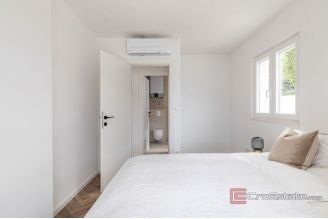 019 2022 445 trogir apartment house first row to the sea for sale