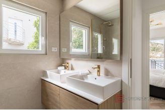 019 2022 445 trogir apartment house first row to the sea for sale