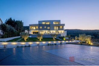 020 2022 444 island ciovo exceptional villa with panoramic sea view for sale