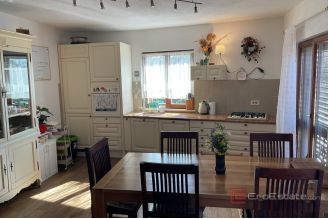 008 2052 03 Peljesac Family house with a sea view for sale