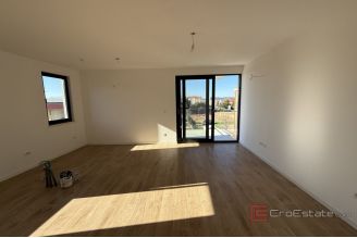 007 2043 146 Zadar Modern two bedroom apartment for sale
