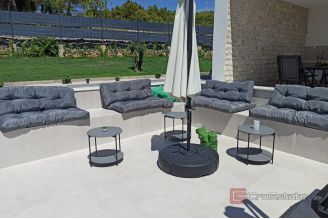 020 2052 09 Sibenik Modern villa with pool for sale