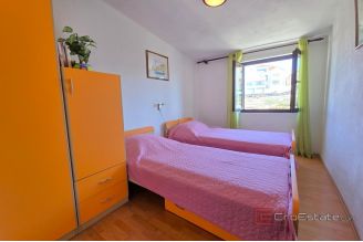 012 2029 101 rogoznica apartment house with sea view for sale