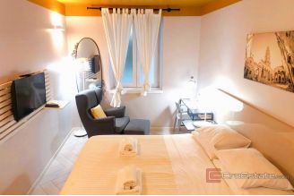 007 2051 07 split center two tourist units in the city center for sale