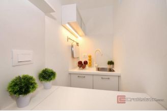007 2051 07 split center two tourist units in the city center for sale