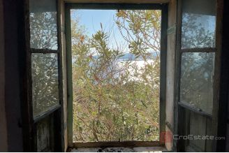 007 2052 12 Peljesac Old stone house in the first row to the sea for sale