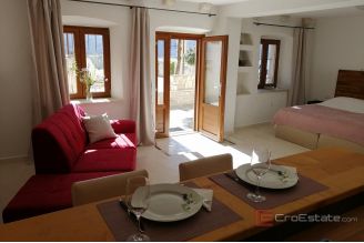 018 2052 14 Peljesac Stone house with panoramic sea view for sale