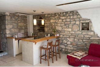 018 2052 14 Peljesac Stone house with panoramic sea view for sale